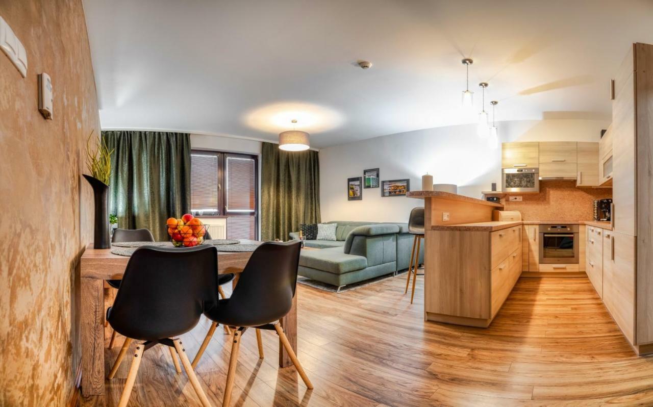 Apartman Lio - Free Garage Parking Tatranská Lomnica Dış mekan fotoğraf