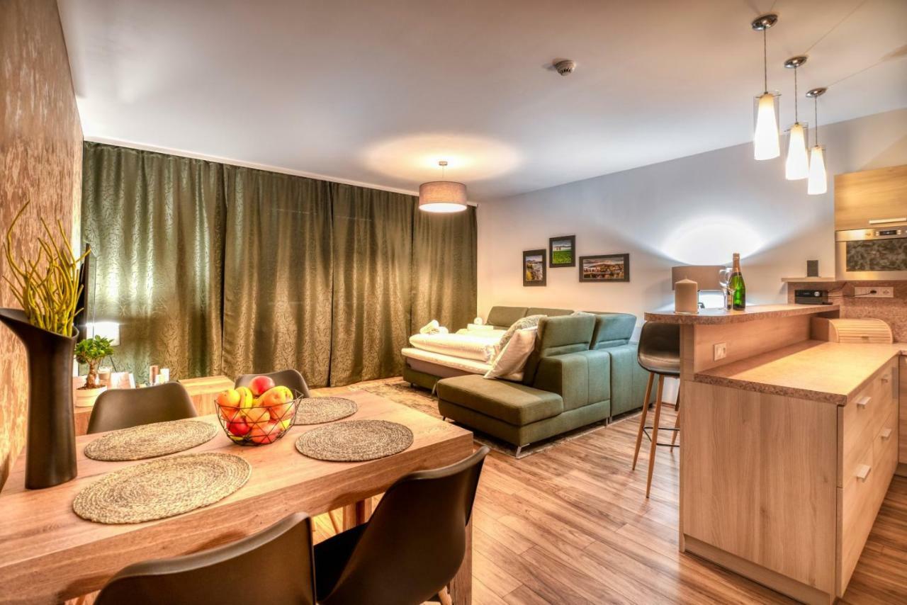 Apartman Lio - Free Garage Parking Tatranská Lomnica Dış mekan fotoğraf
